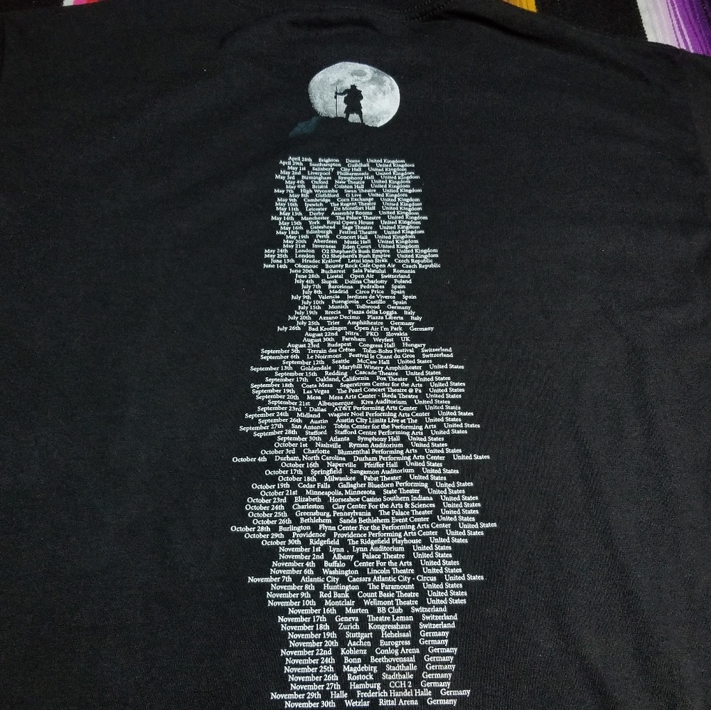 T-Shirt - Picture 5 of 5